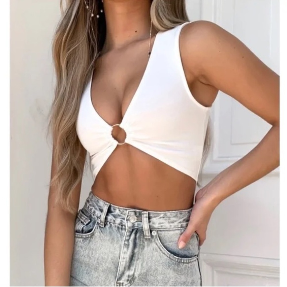 White Fox Boutique O-Ring Crop Top